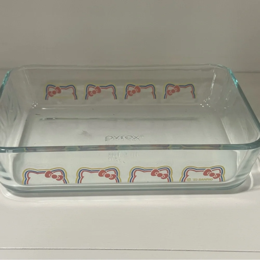 Pyrex® 3 piece Glass Storage Set: Hello Kitty®, Ribbons & Bows - NOS Rectangle